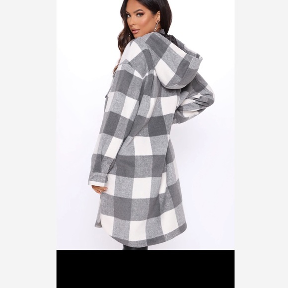 Fashion nova oversized gray and white coat size small - Picture 4 of 9